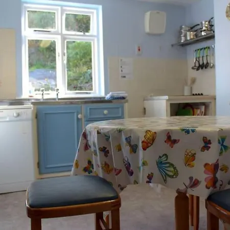 Katie's Town House Дом отдыха *